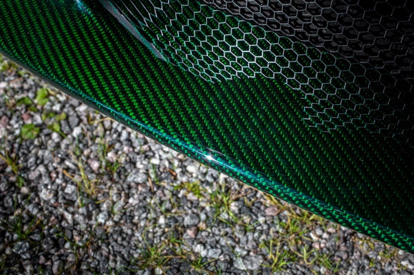 Aston Martin V8 Vantage S Swedish Forest Edition 7