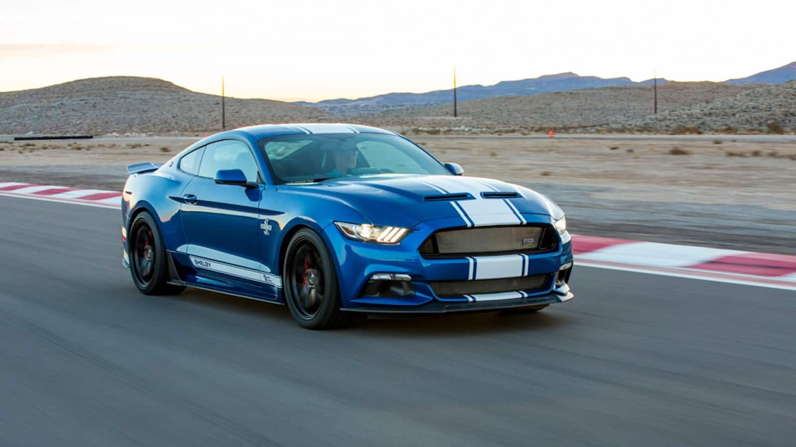 2017-Shelby-Mustang-50th-10