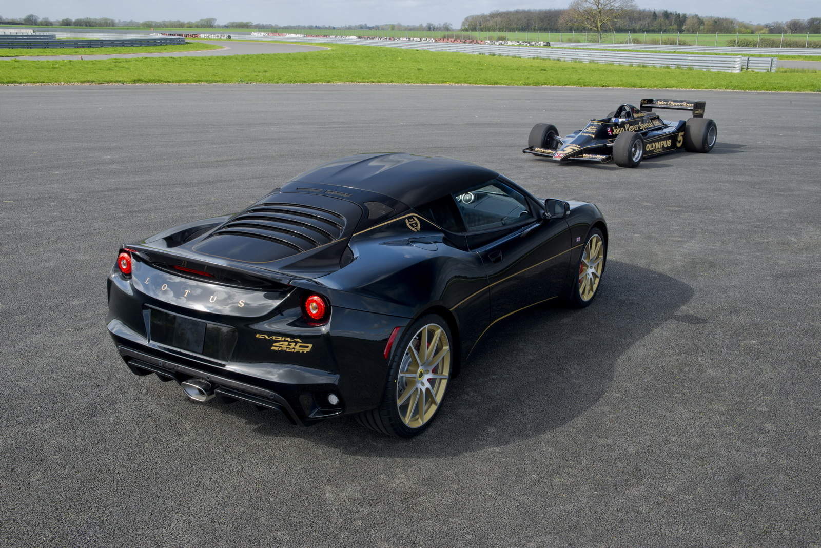 Lotus Evora Sport 410 GP Edition