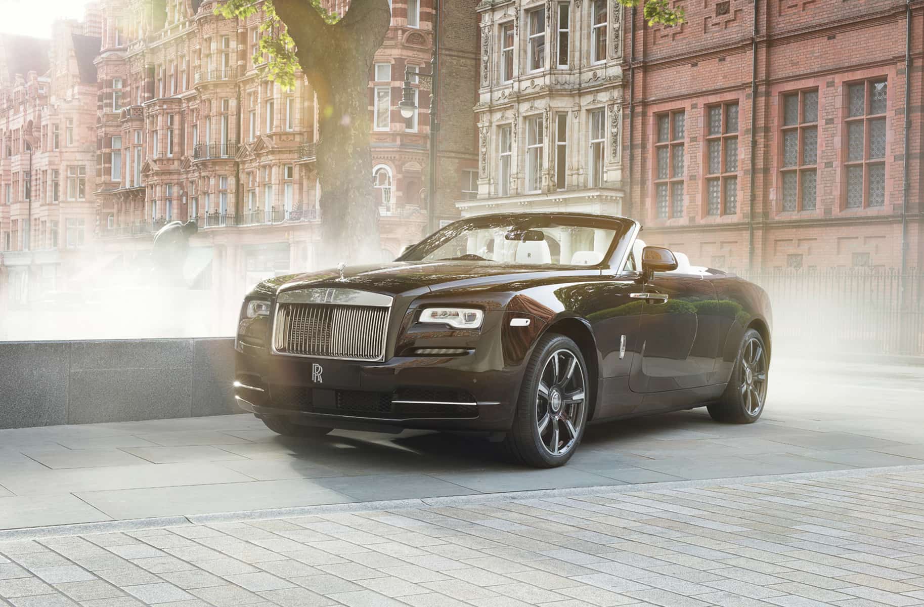Rolls-Royce-Dawn-Mayfair-Edition-1