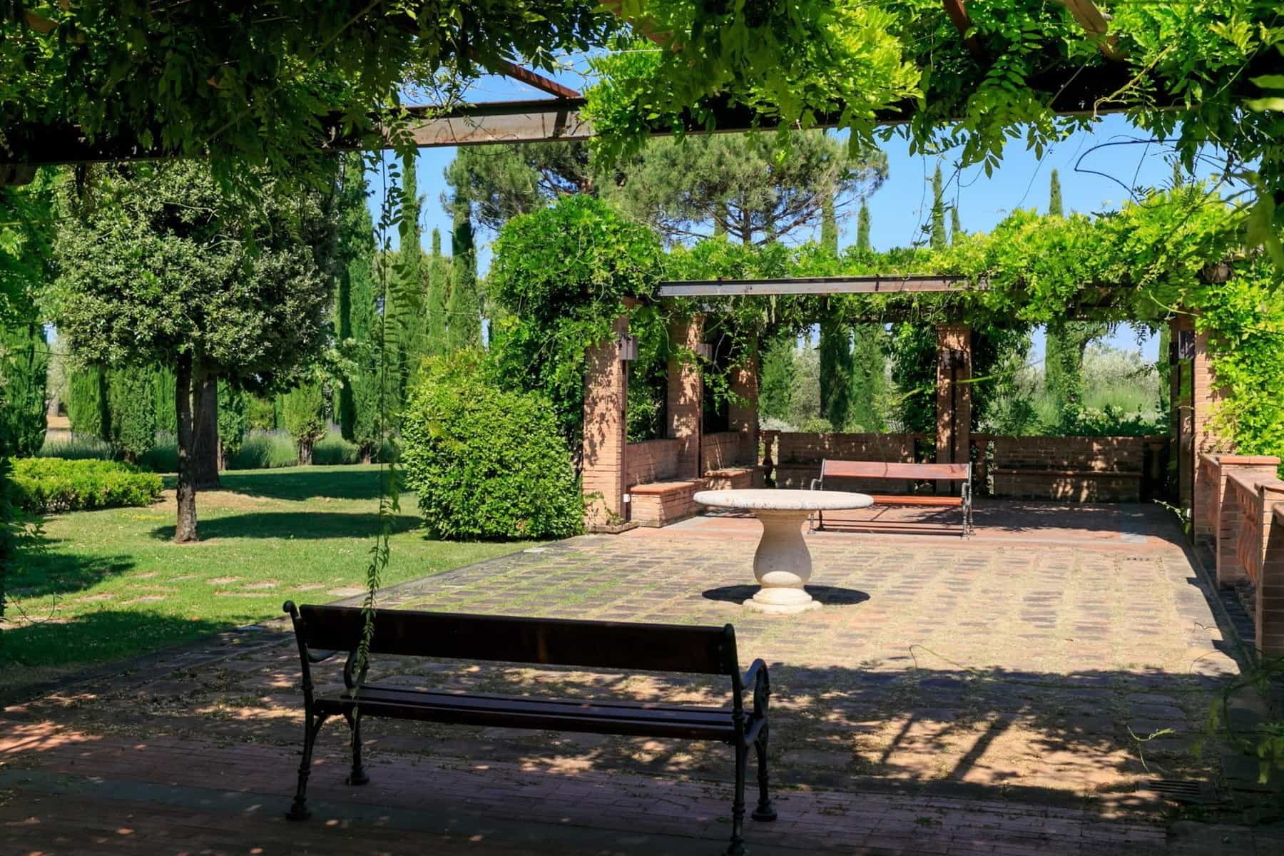 Tuscany Estate 14