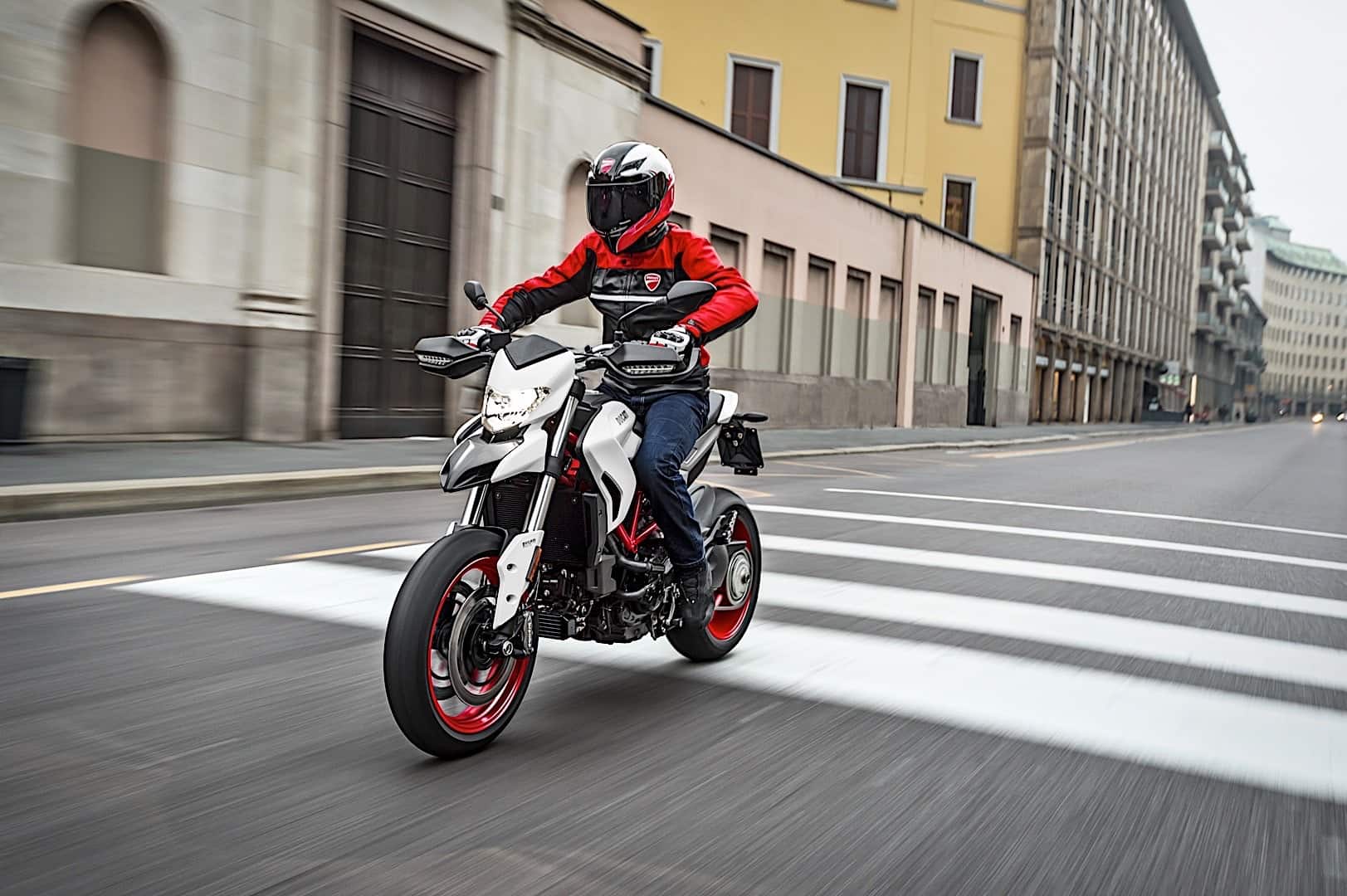 2018 Ducati Hypermotard 939 4
