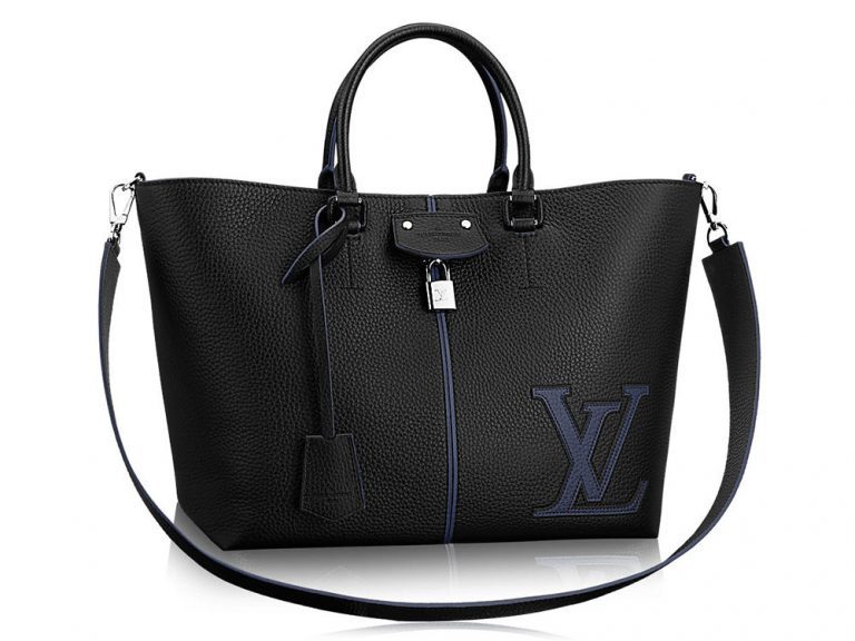 Louis Vuitton LV created a $39000 an Airplane shaped bag 