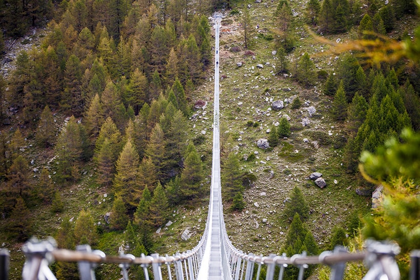 charles kuonen suspension bridge 2