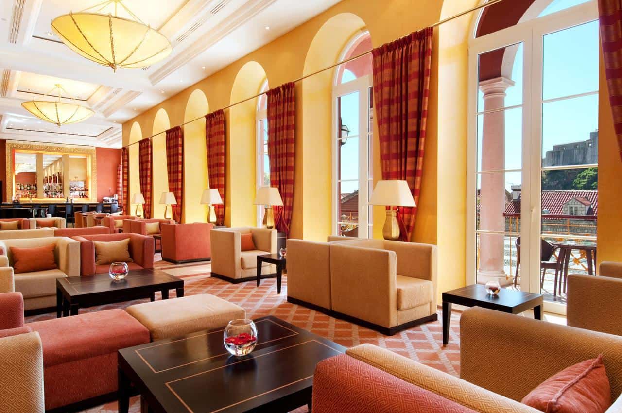 Sảnh khách sạn Hilton Imperial Dubrovnik