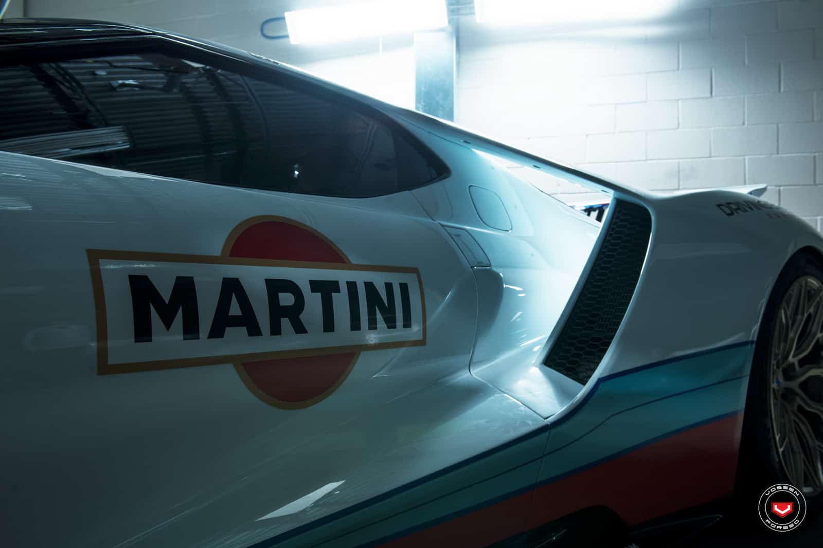 Ford GT Martini 11