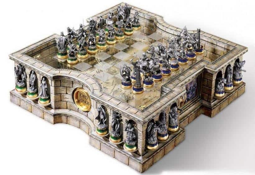 Lord of the Rings Chess set 1