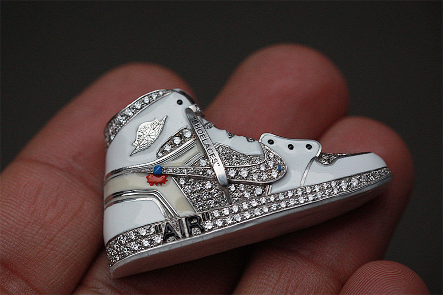 Nike Air Jordan 1 Jewelry Looks Surprisingly Cool