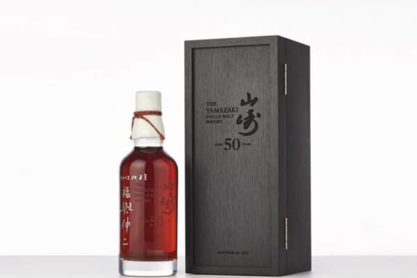 The-Yamazaki-Single-Malt-Whisky-Aged-50-Years