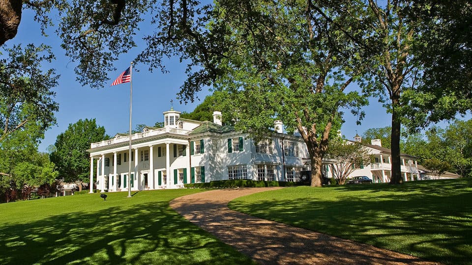 George-Washington-mansion-replica-1