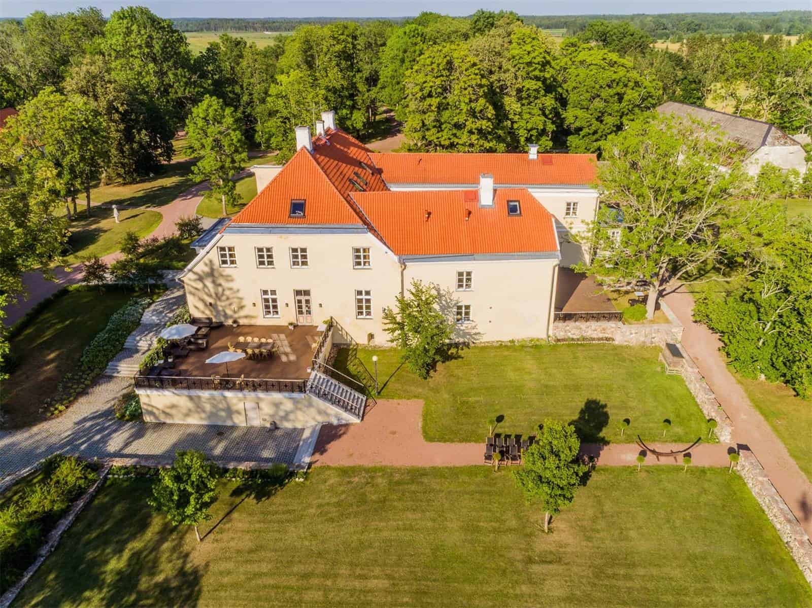 13th century estonian estate 6
