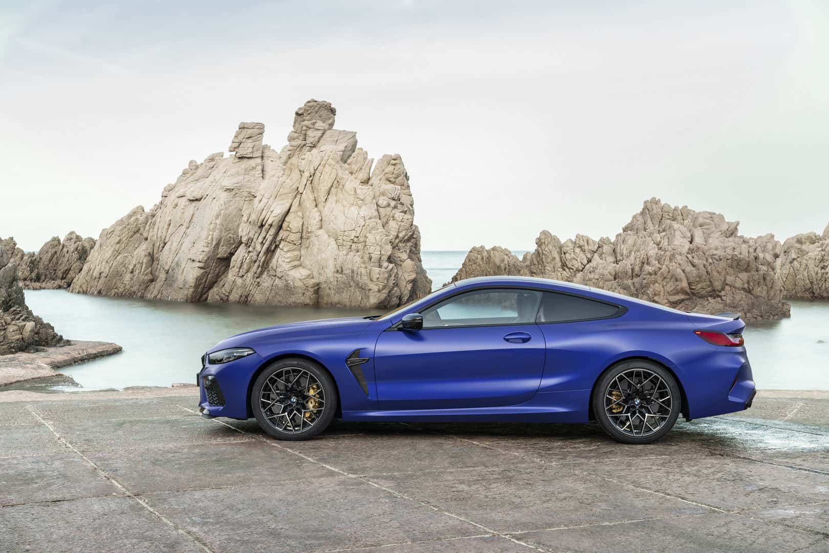 2020 BMW M8 Competition Coupe 2