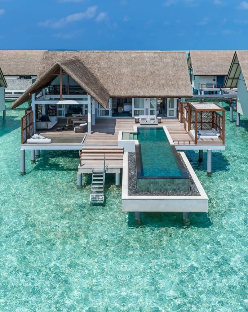 Four Seasons Resort Maldives at Landaa Giraavaru 1