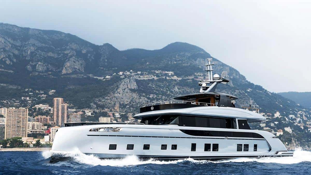 yacht resale value