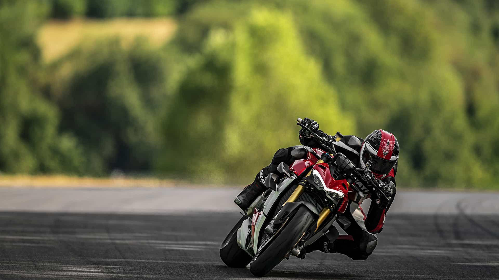 Ducati Streetfighter V4 6