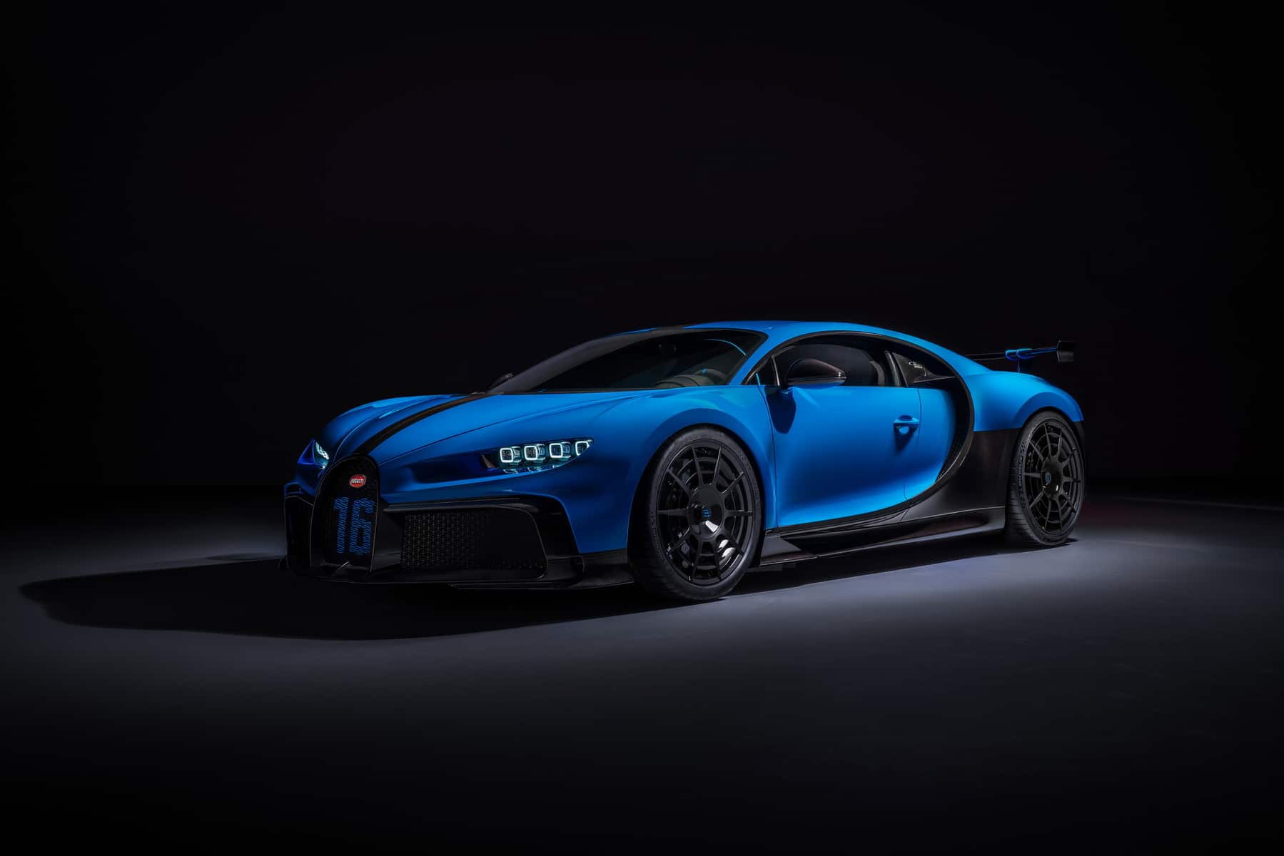 Bugatti Chiron Pur Sport 16