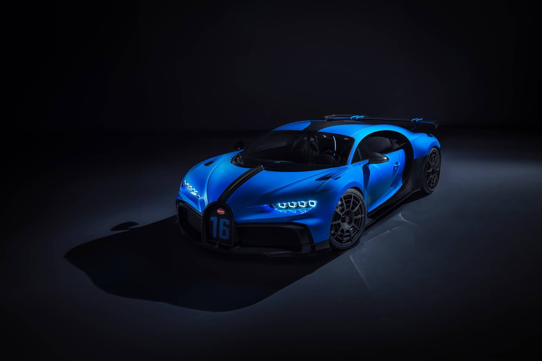 Bugatti Chiron Pur Sport 19
