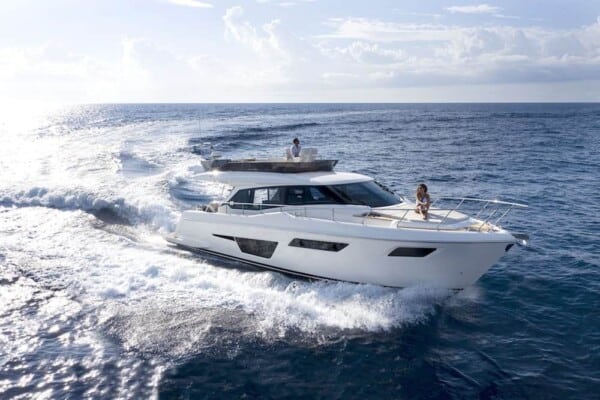 Ferretti Yachts 500 1