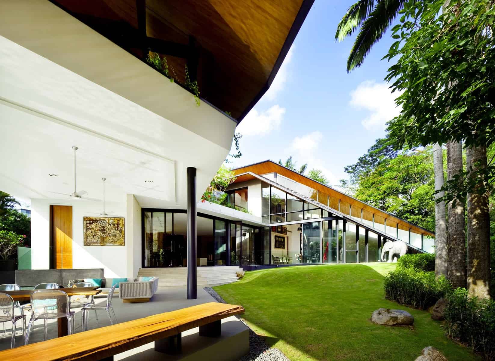 The Winged House in Singapore by K2LD Architects 2