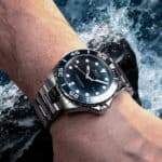 Dive watch features