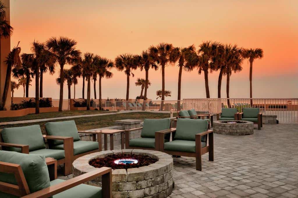 Holiday Inn & Suites Daytona Beach
