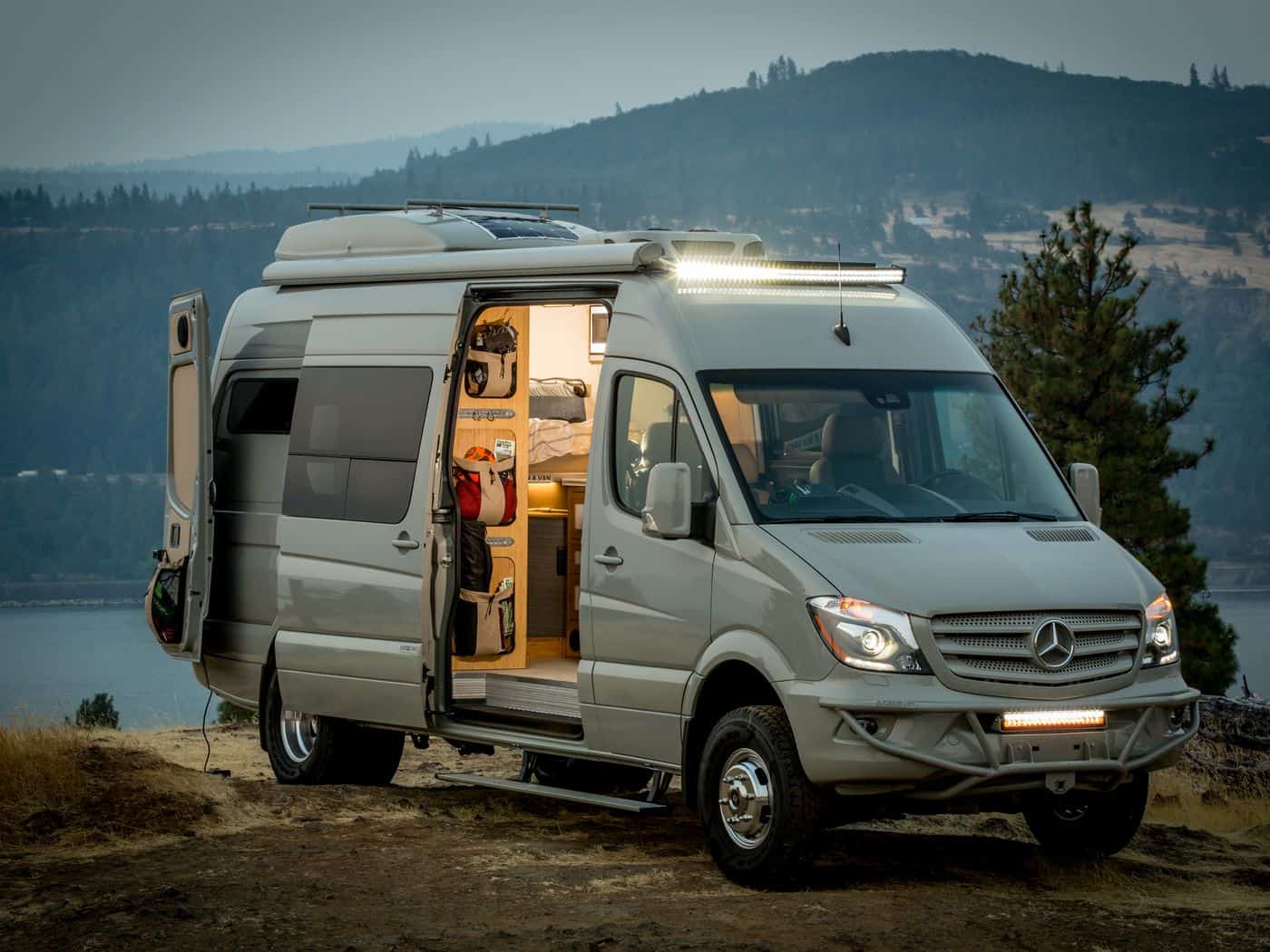 Mercedes-Benz Camper Van