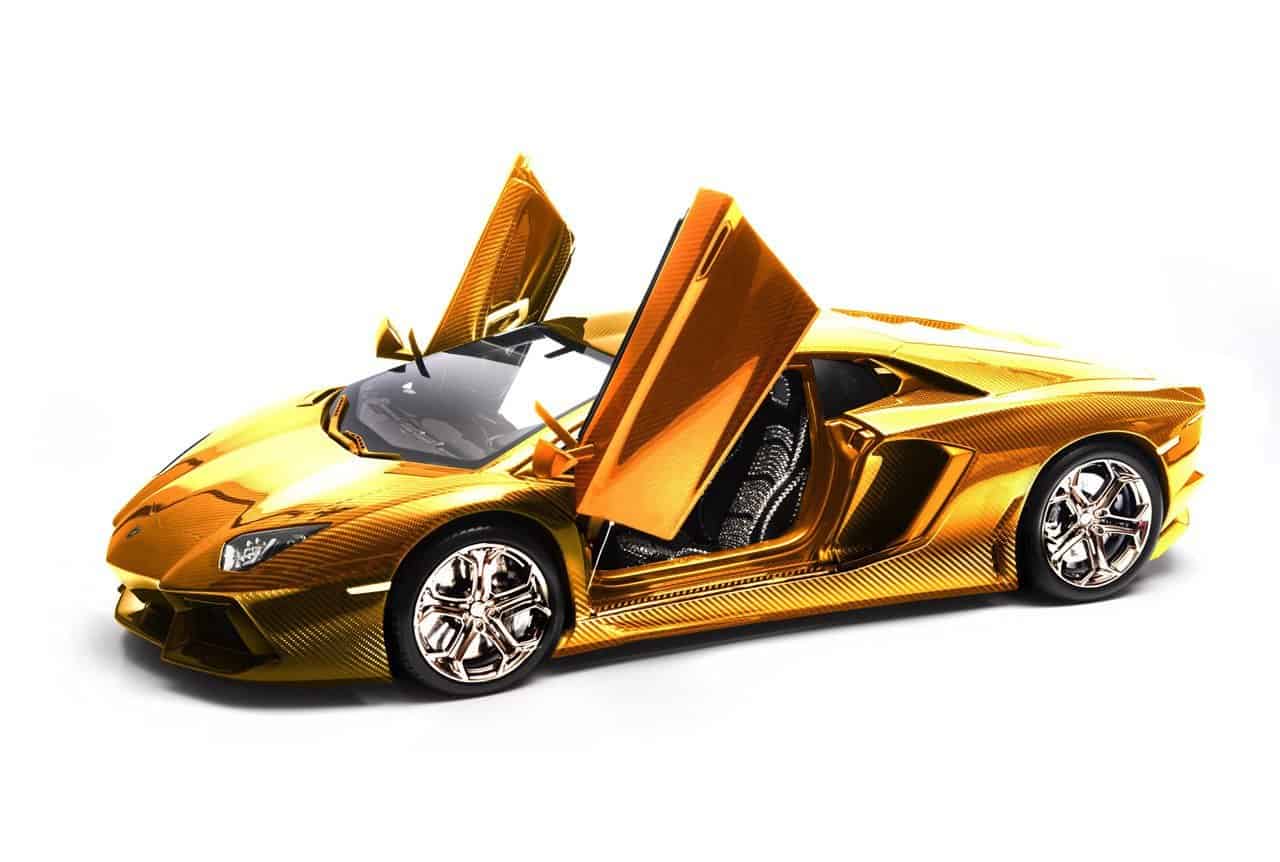 Gold Lamborghini Aventador LP